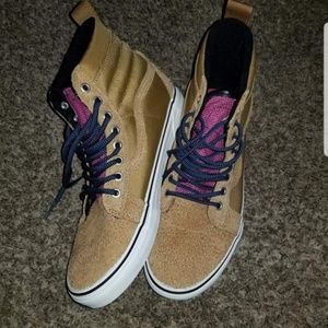 Tan textured hightop Van's. Size 10.5